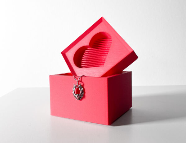 Romantic Heart-Shaped 1 Gift Box